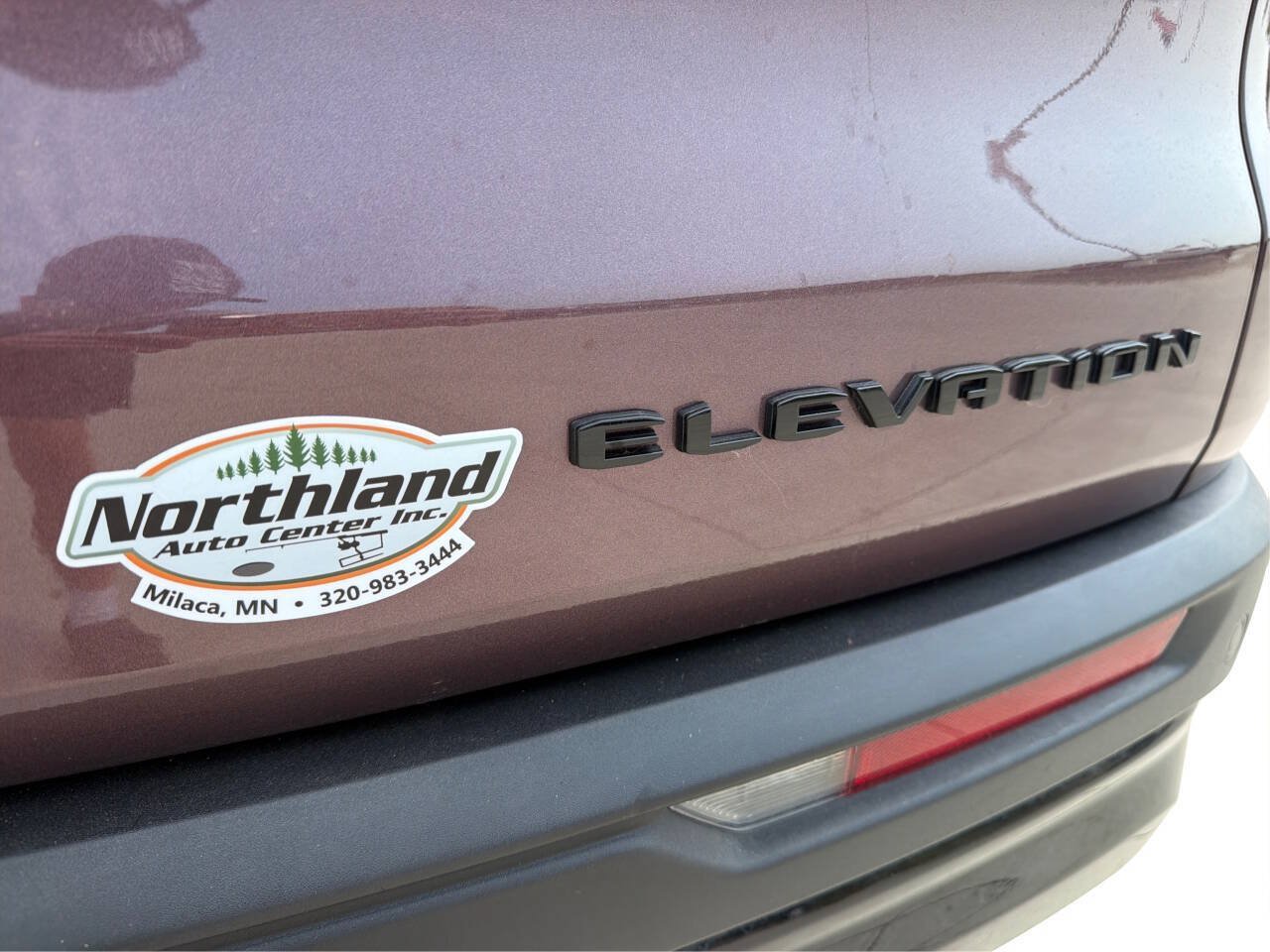 Used 2025 GMC Acadia Elevation w/ Elevation Premium Package AWD/4WD image 22