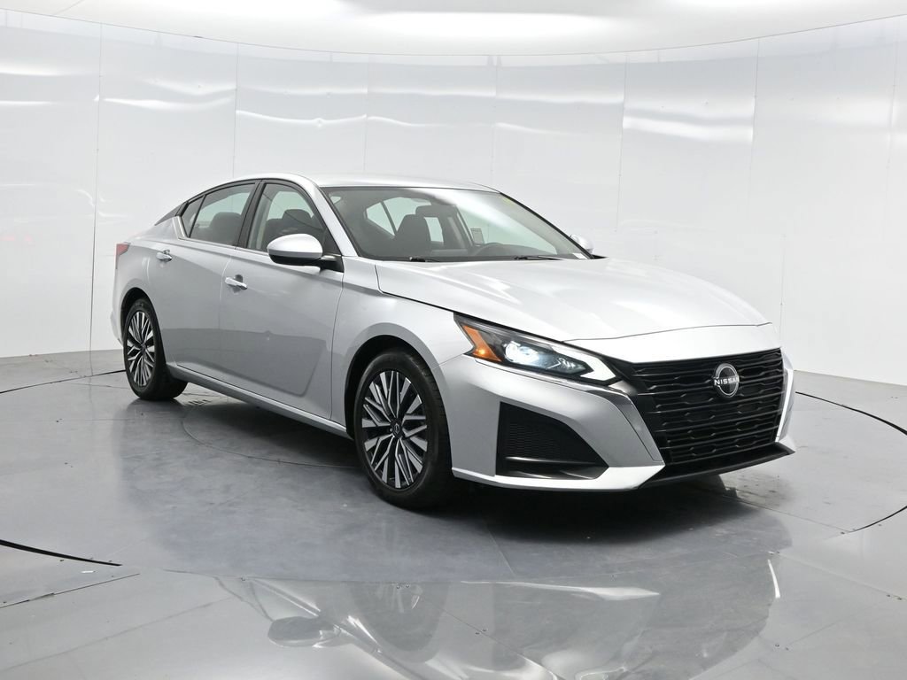 Used 2023 Nissan Altima 2.5 SV image 36