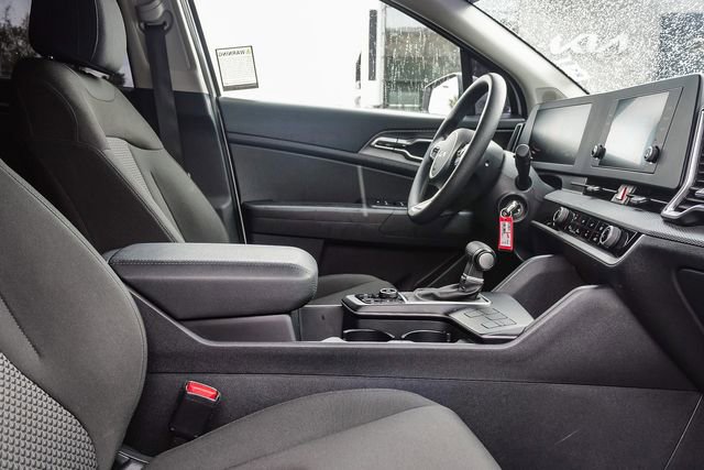 Certified 2024 Kia Sportage LX image 17