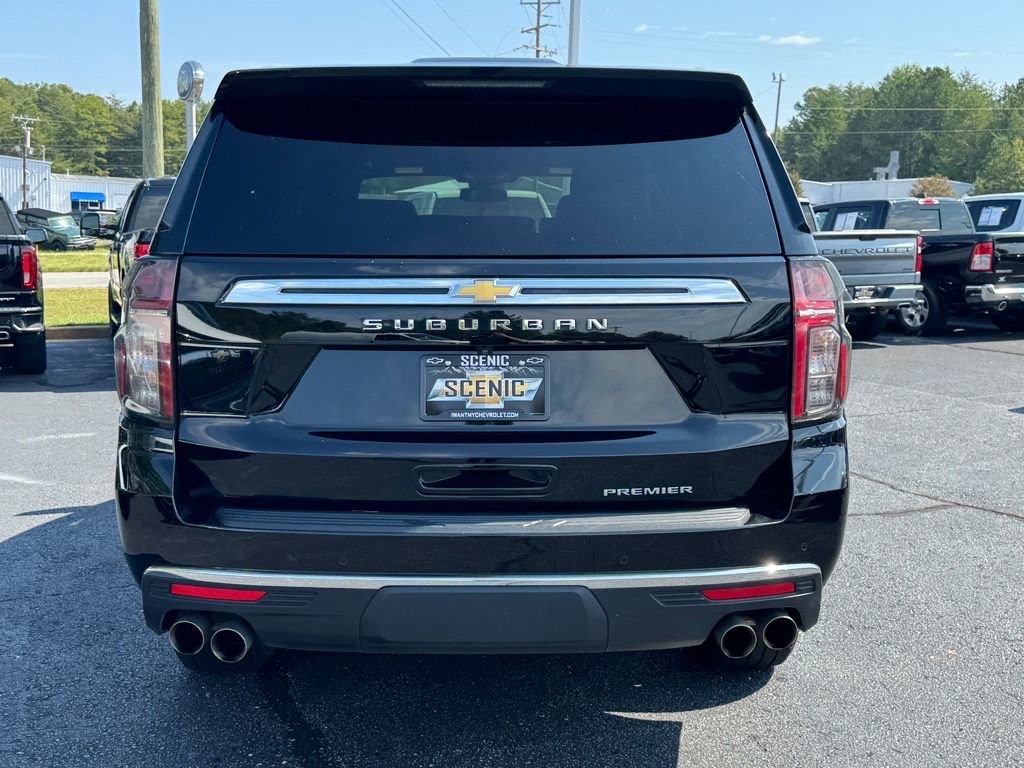 Used 2024 Chevrolet Suburban Premier image 4