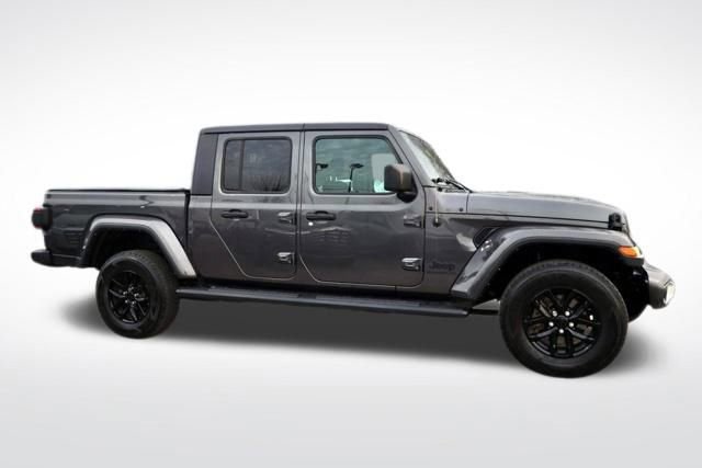 Used 2021 Jeep Gladiator Sport image 12