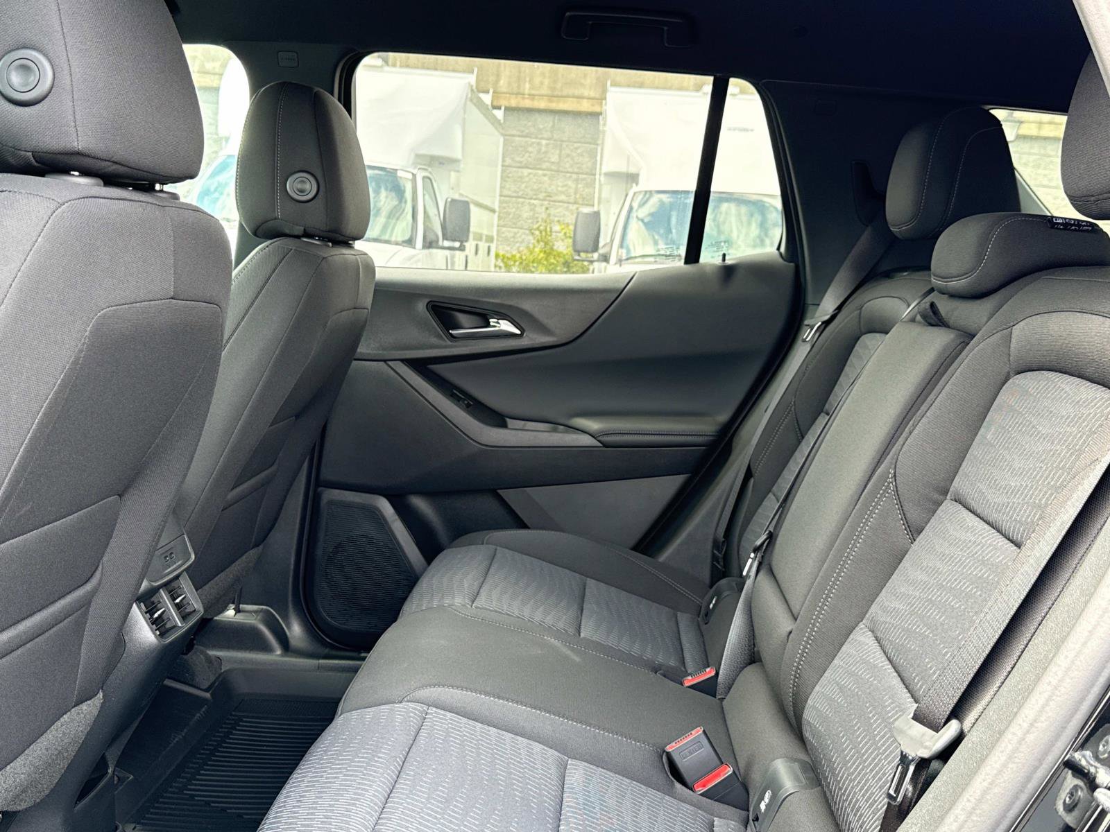 New 2026 Chevrolet Equinox LT w/ LPO, Floor Liner Package image 18