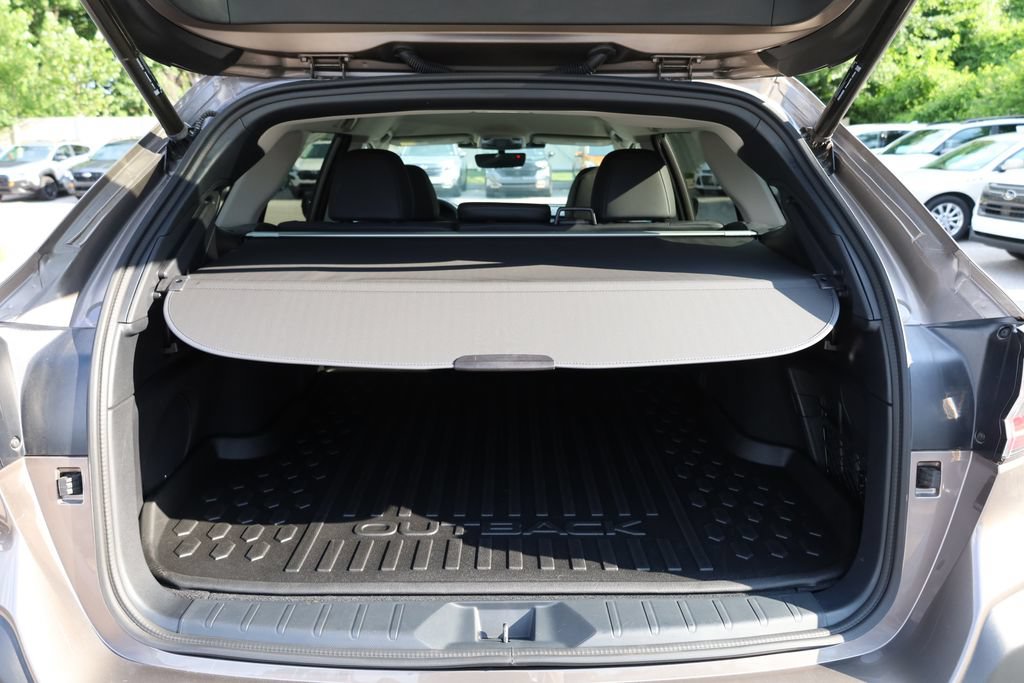 Certified 2024 Subaru Outback Limited AWD/4WD image 7