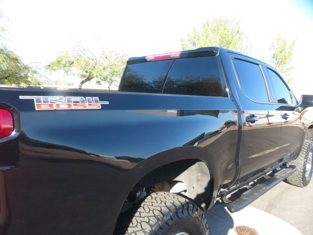 Used 2021 Chevrolet Silverado 1500 LT Trail Boss w/ Bed Protection Package AWD/4WD image 10