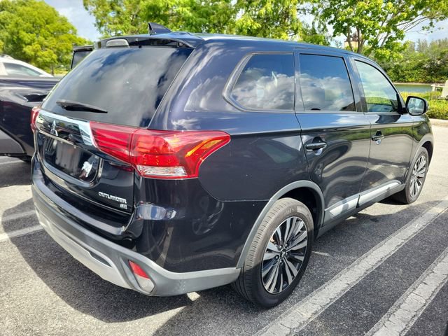Used 2019 Mitsubishi Outlander ES AWD/4WD image 3