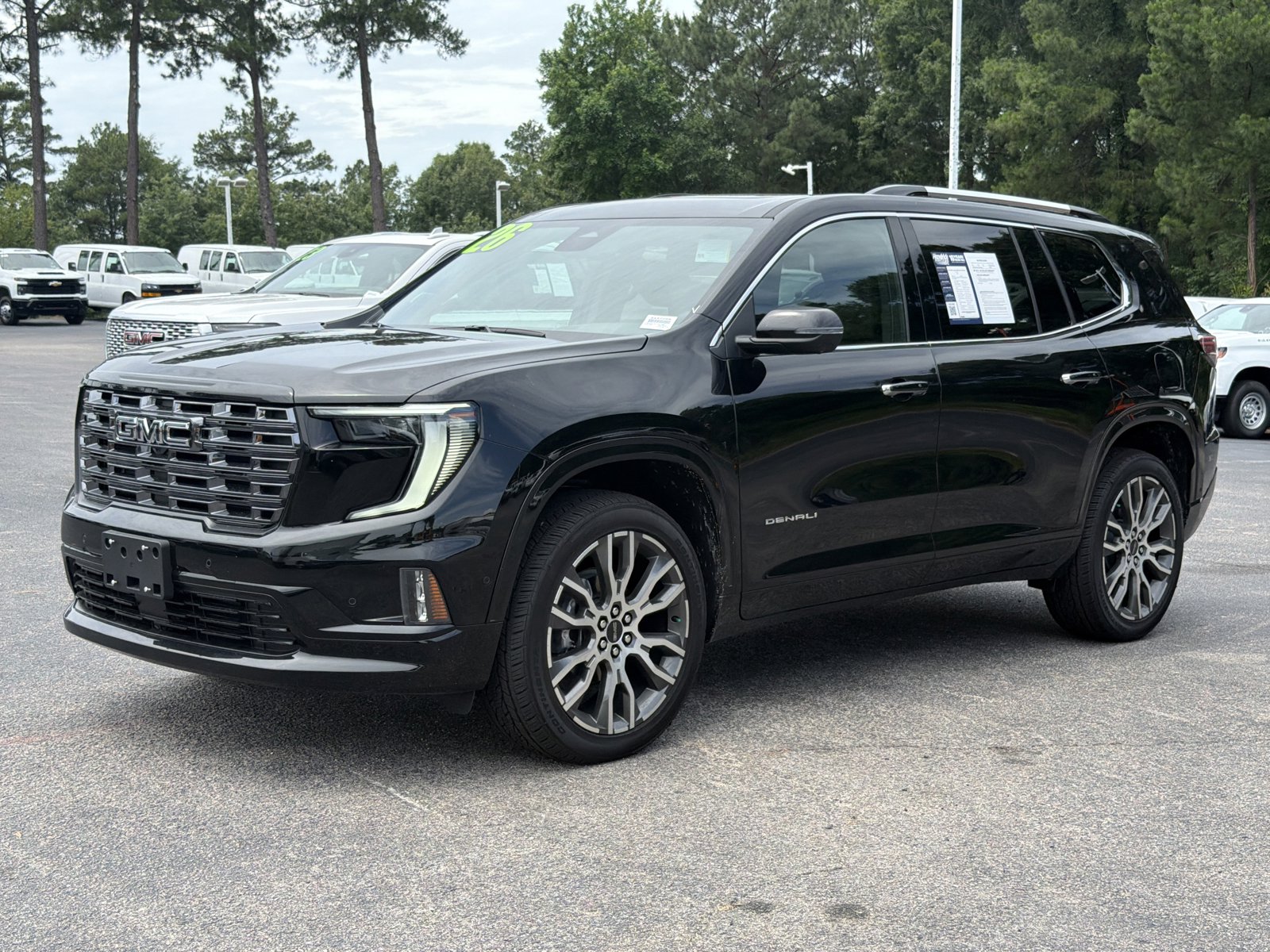 Used 2026 GMC Acadia Denali Ultimate w/ LPO, All-Weather Package AWD/4WD image 12
