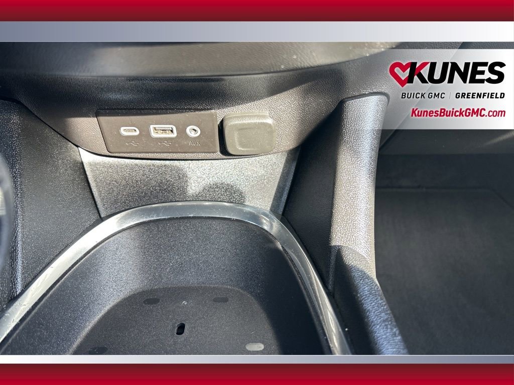 Used 2023 Chevrolet Malibu LT image 25