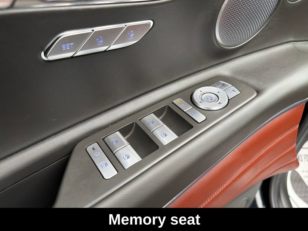 Used 2025 Genesis GV80 3.5T Prestige image 14