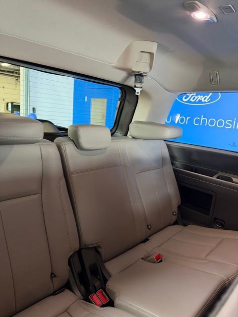 Used 2021 Ford Expedition XLT AWD/4WD image 17