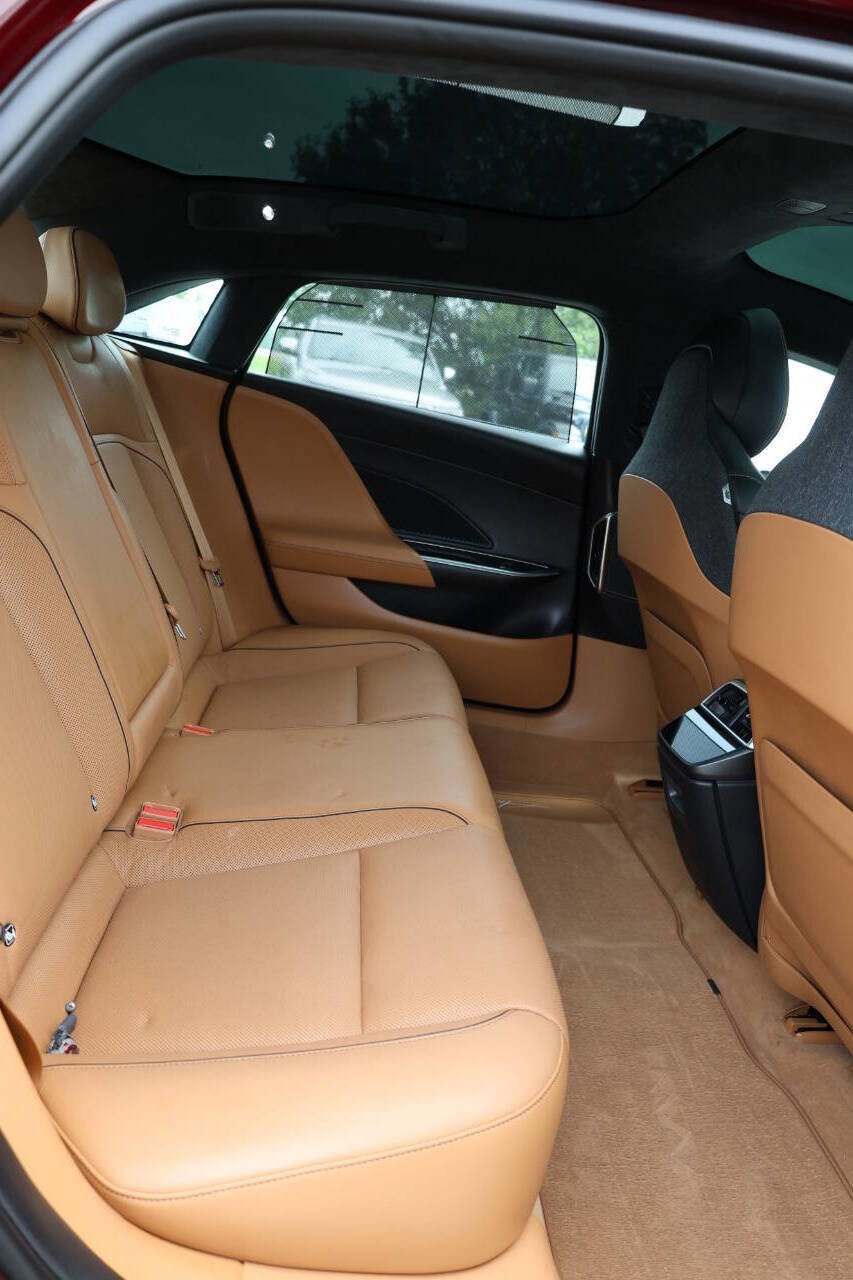 Used 2023 Lucid Air Touring image 16