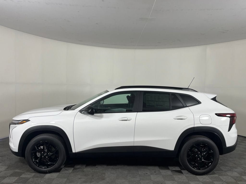 New 2026 Chevrolet Trax LT w/ Driver Confidence Package FWD image 11