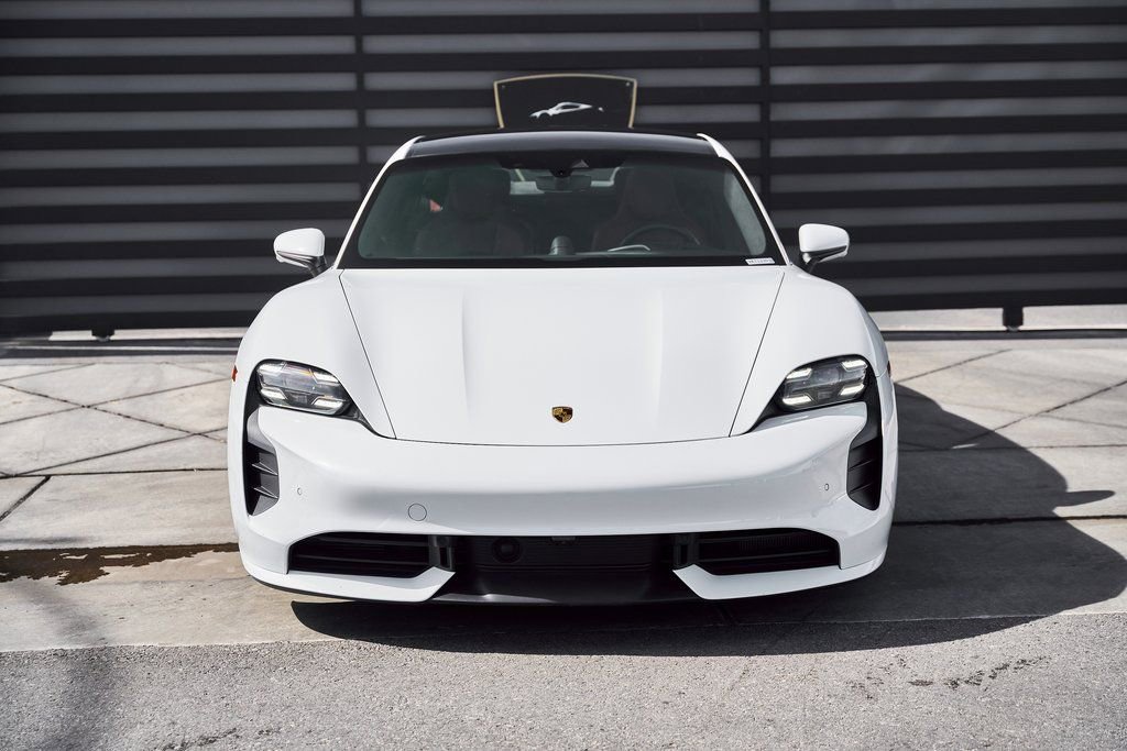 Used 2020 Porsche Taycan Turbo AWD/4WD image 13