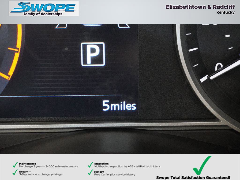 New 2025 Nissan Versa SR w/ Trunk Package image 20
