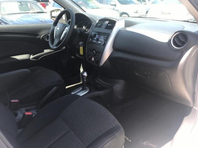 Used 2016 Nissan Versa SV FWD image 10