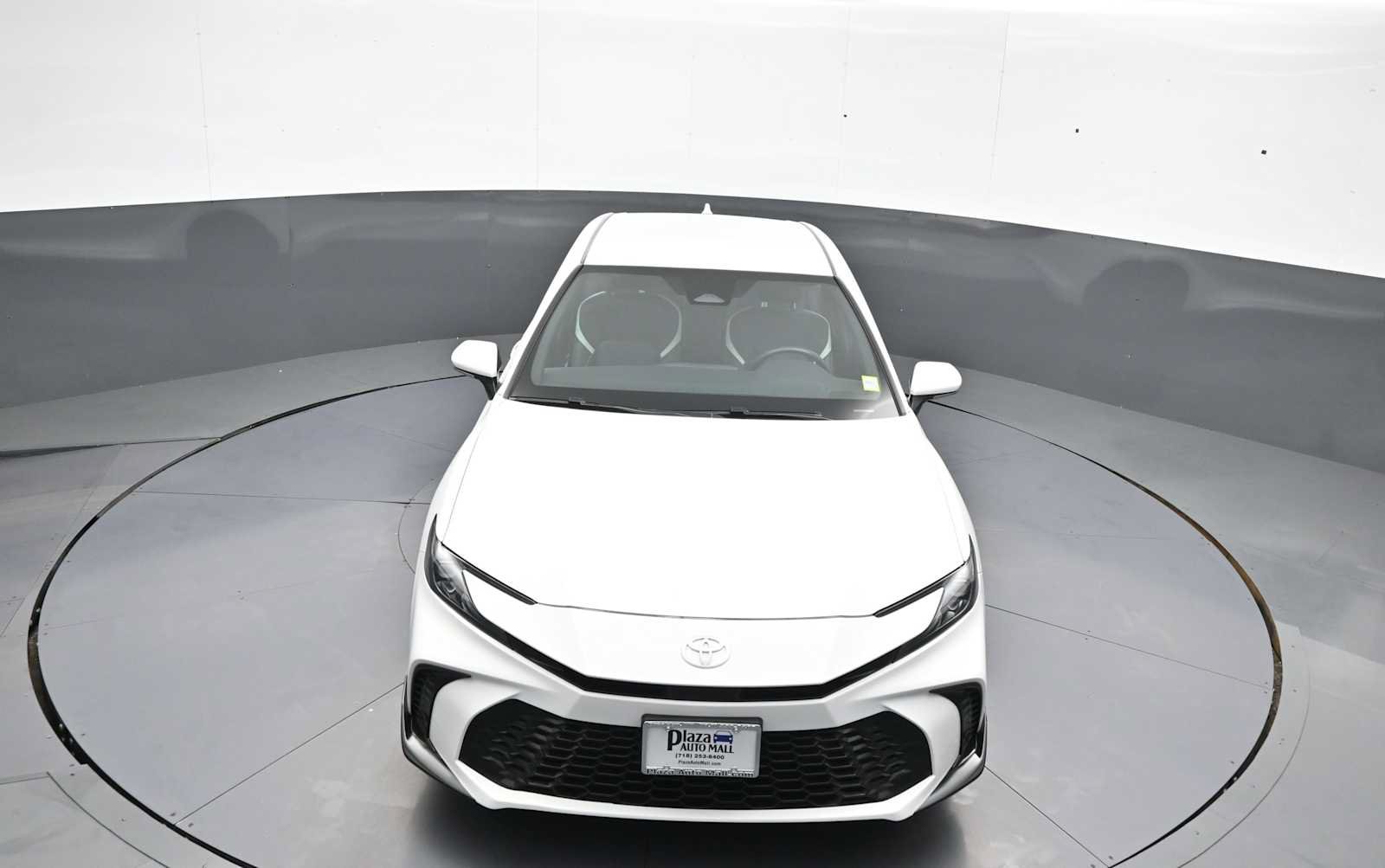 Used 2025 Toyota Camry SE w/ Convenience Package AWD/4WD image 34