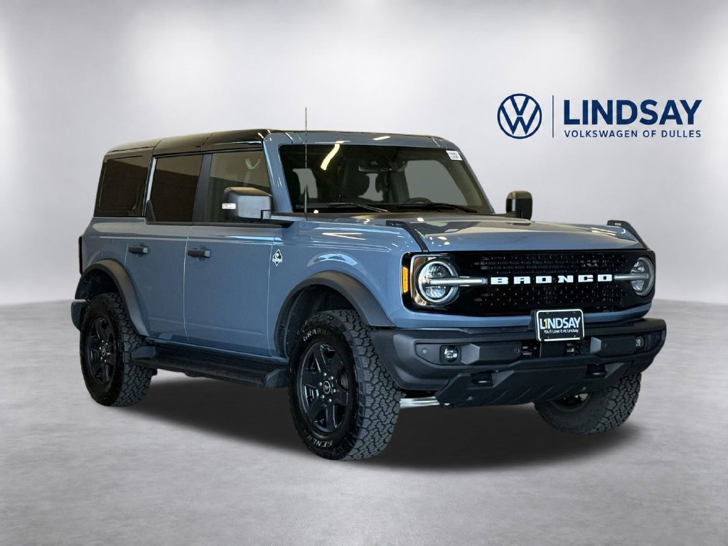 Used 2025 Ford Bronco Outer Banks AWD/4WD image 2