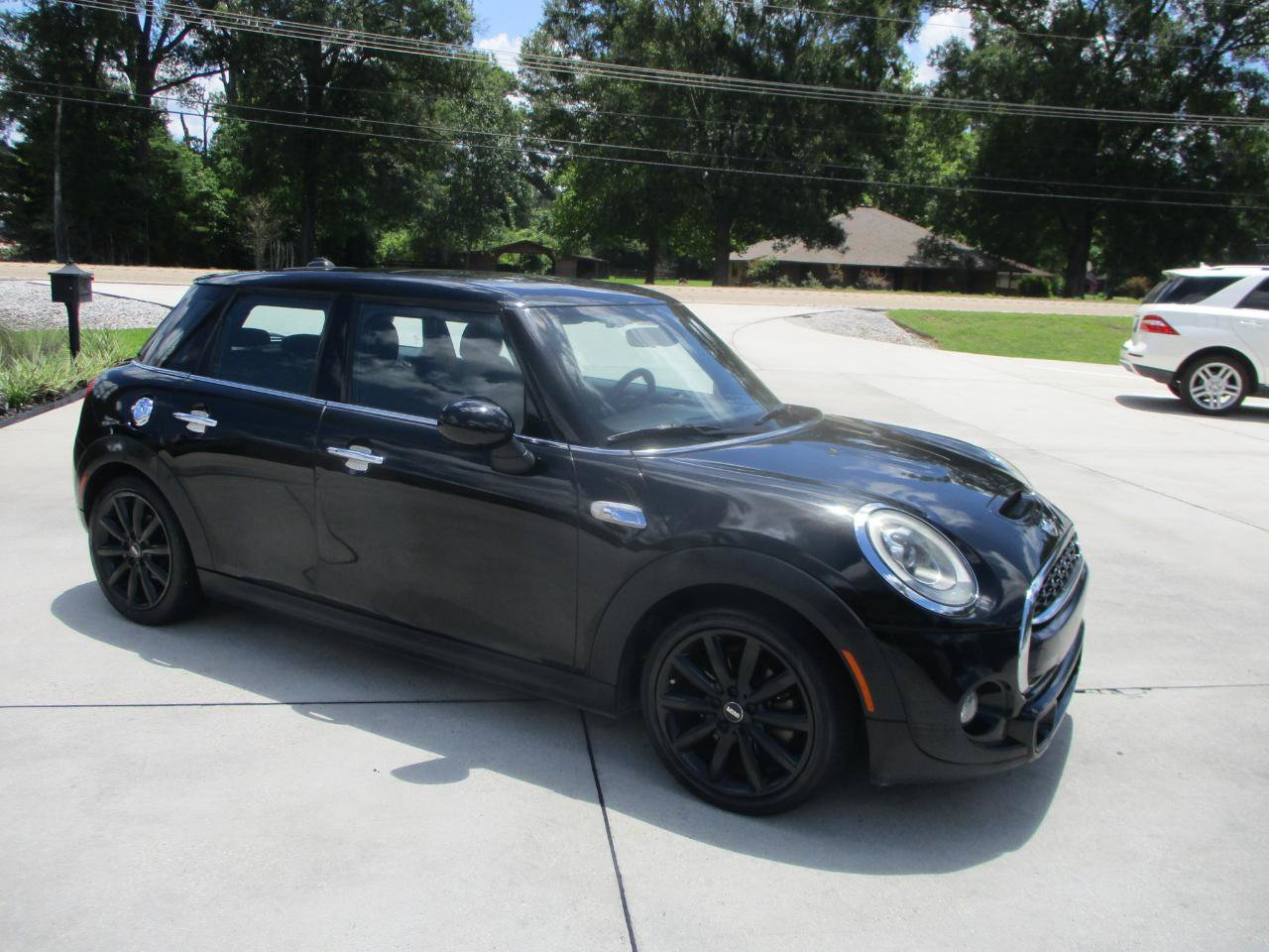 Used 2016 MINI Cooper S FWD image 6