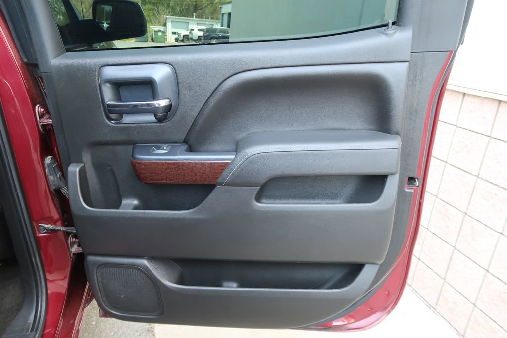 Certified 2015 GMC Sierra 1500 SLE w/ SLE Value Package image 32
