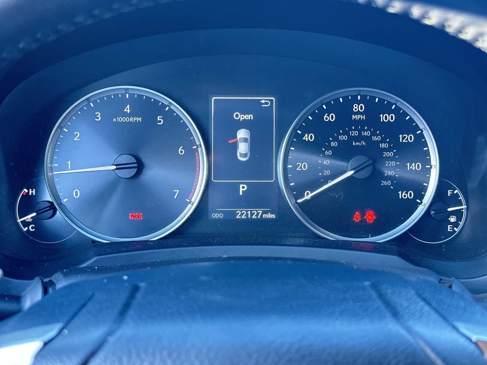 Used 2024 Lexus RC 300 RWD image 17