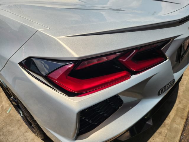 Used 2022 Chevrolet Corvette Stingray Coupe w/ 1LT RWD image 7