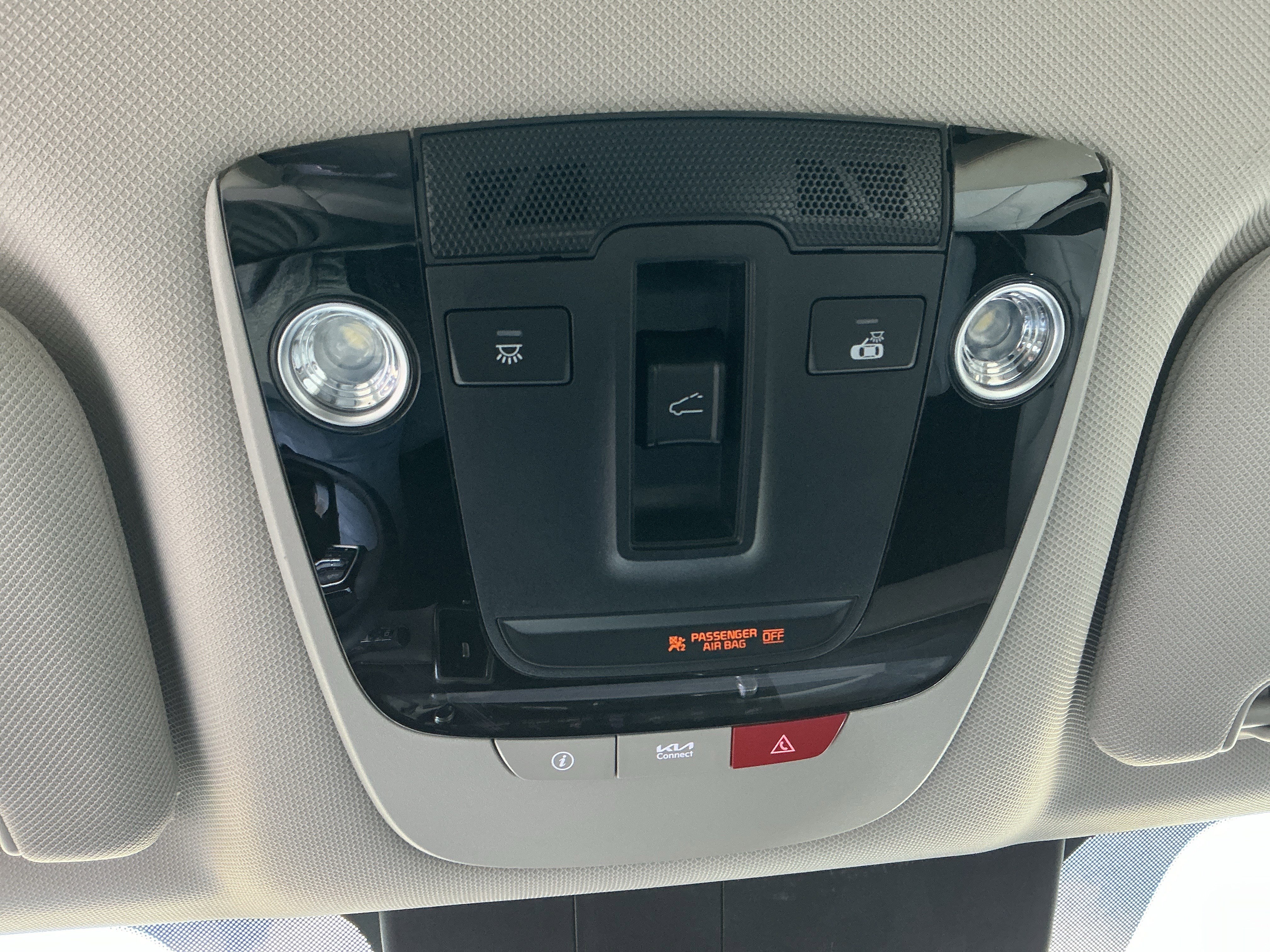 Used 2023 Kia Sorento EX w/ Panoramic Sunroof Package image 28