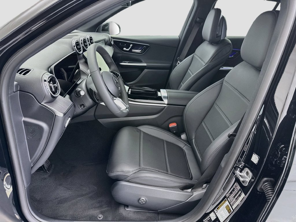 Certified 2026 Mercedes-Benz GLC 300 image 17