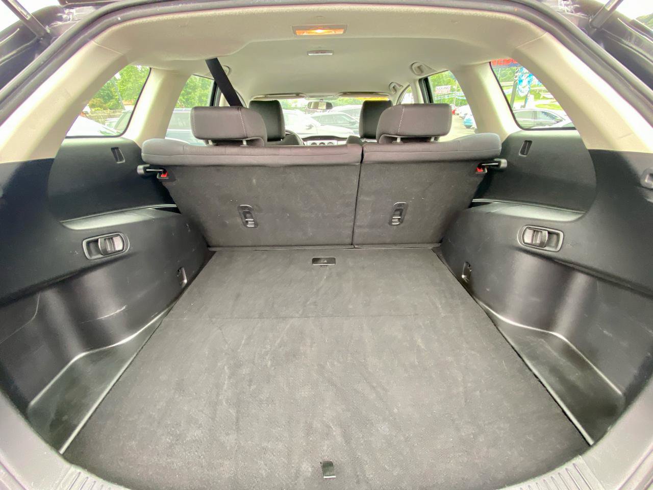 Used 2011 MAZDA CX-7 i SV FWD image 16