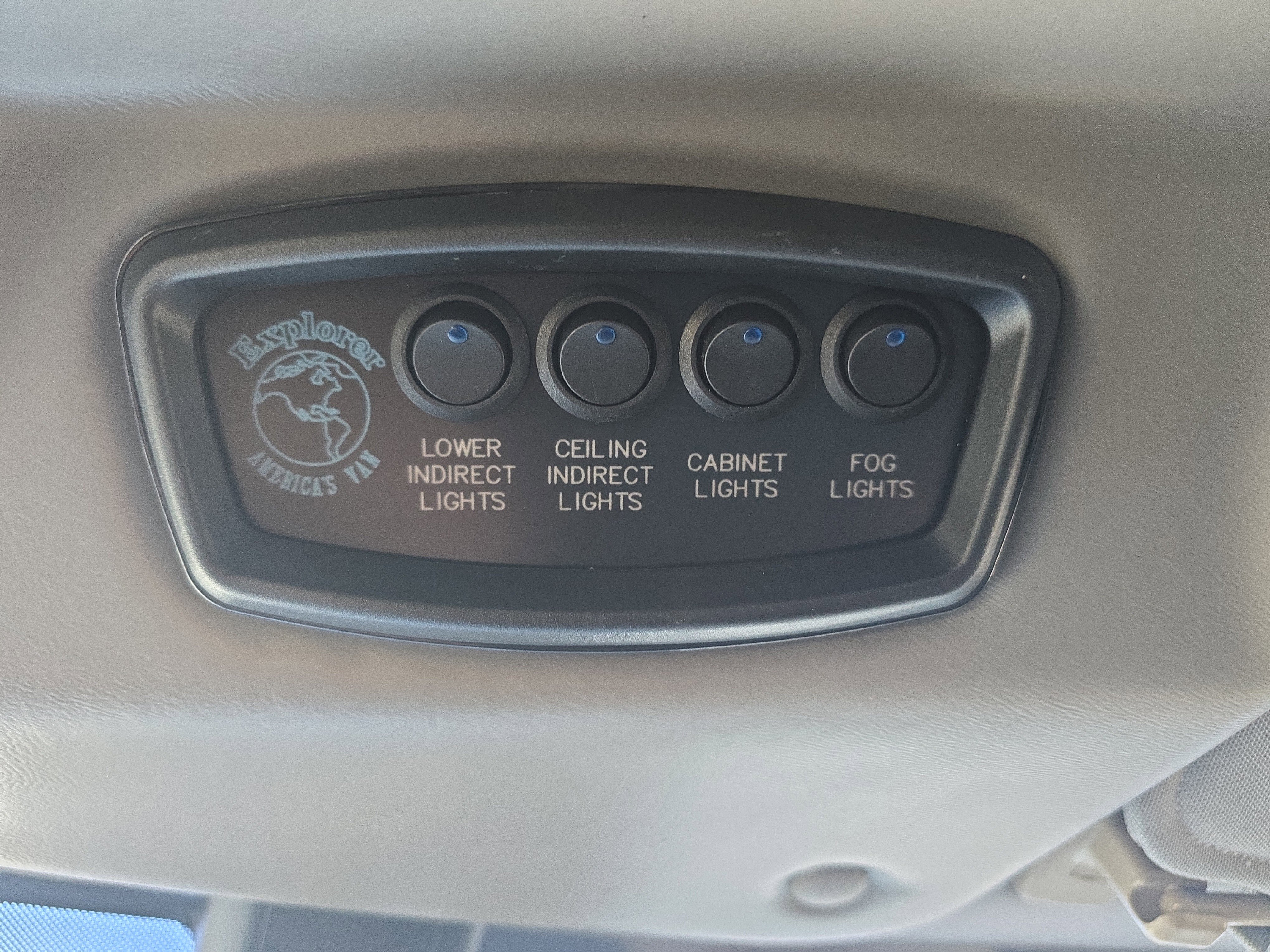 Used 2021 Chevrolet Express 2500 LS w/ Enhanced Convenience Package image 47