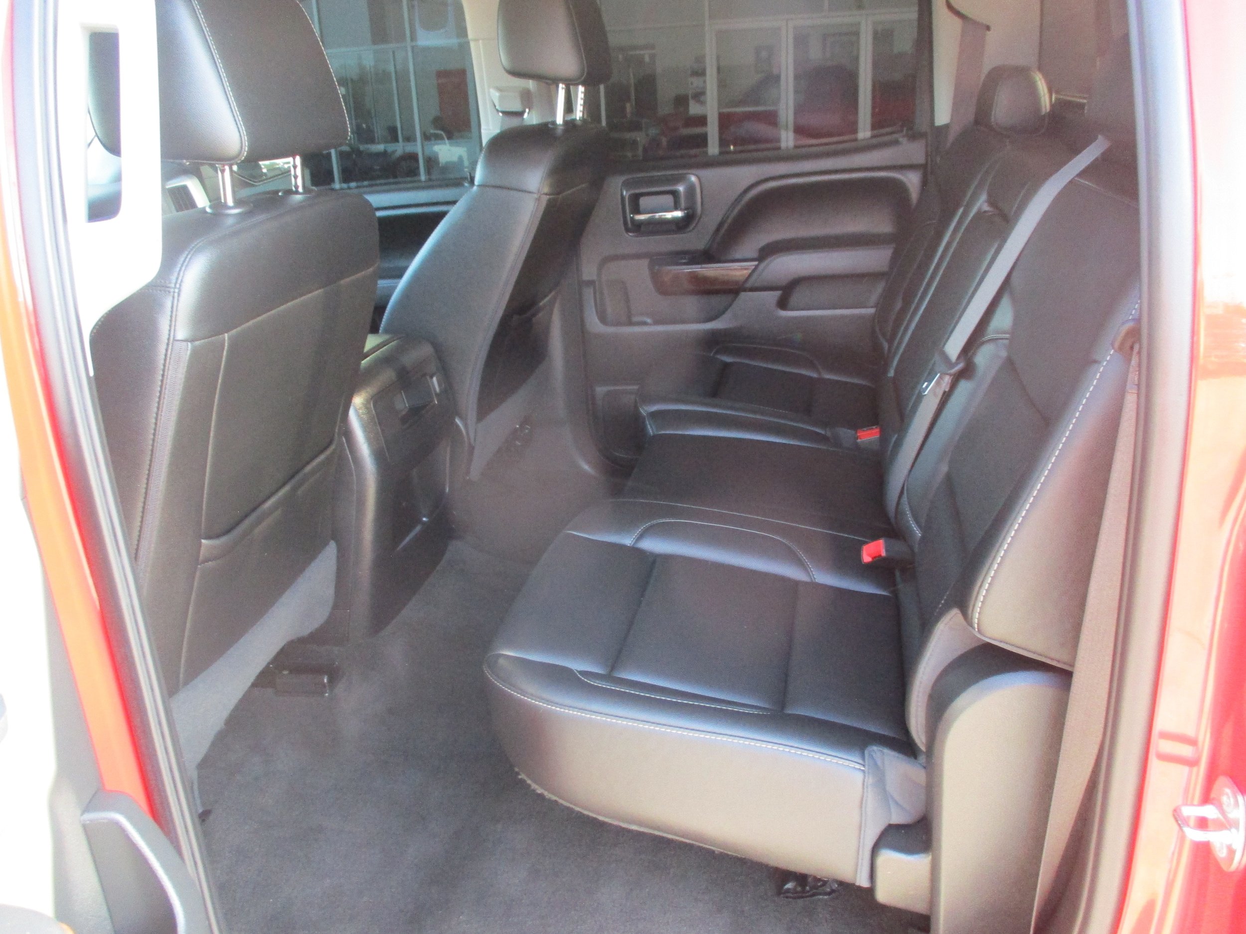 Used 2017 GMC Sierra 1500 SLT AWD/4WD image 5