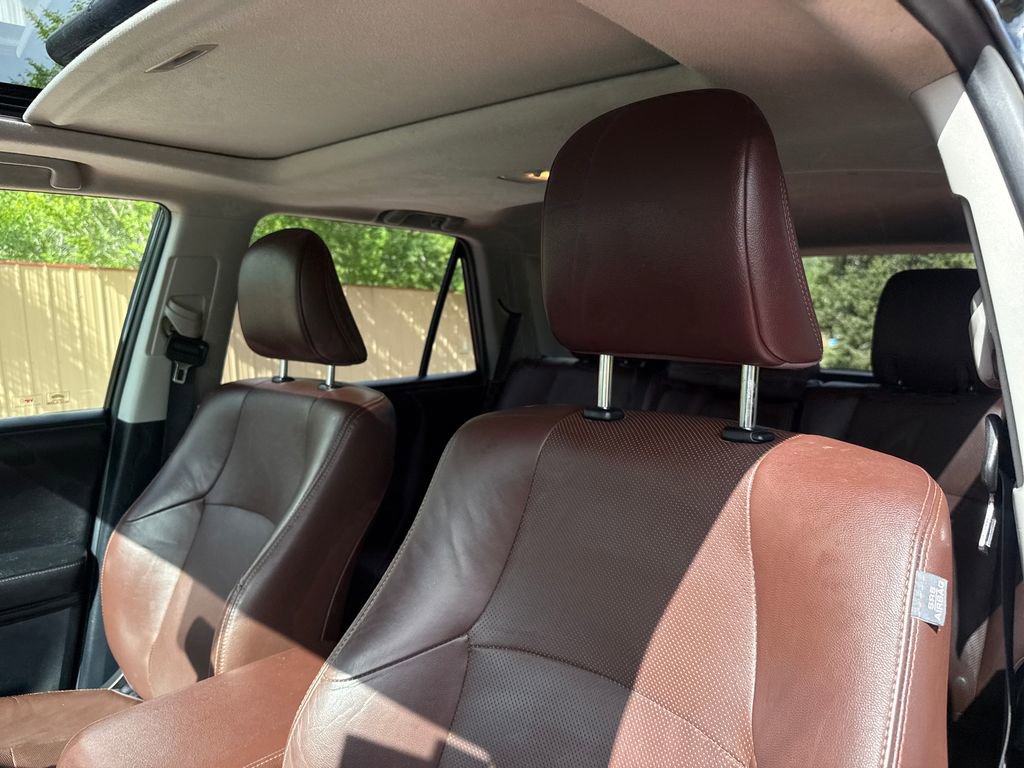 Used 2014 Toyota 4Runner Limited AWD/4WD image 13