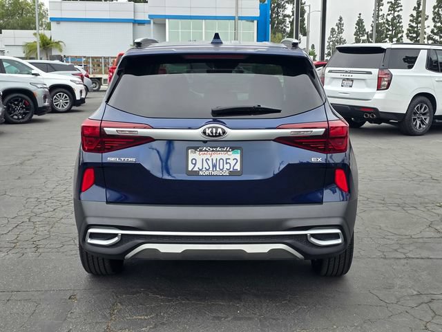 Used 2021 Kia Seltos EX AWD/4WD image 7