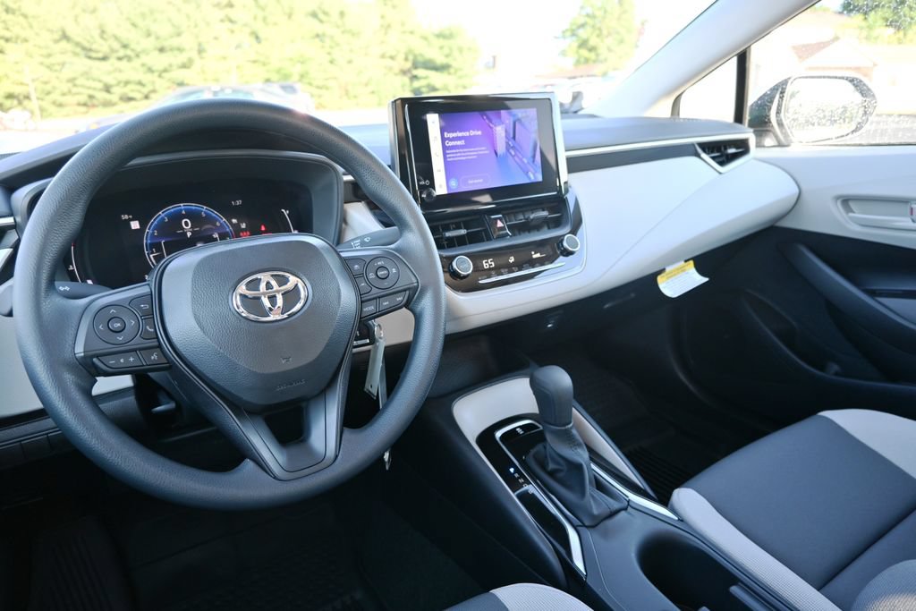 New 2026 Toyota Corolla LE FWD image 18