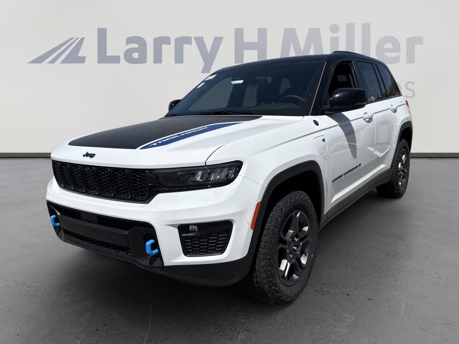 New 2025 Jeep Grand Cherokee Trailhawk AWD/4WD image 4