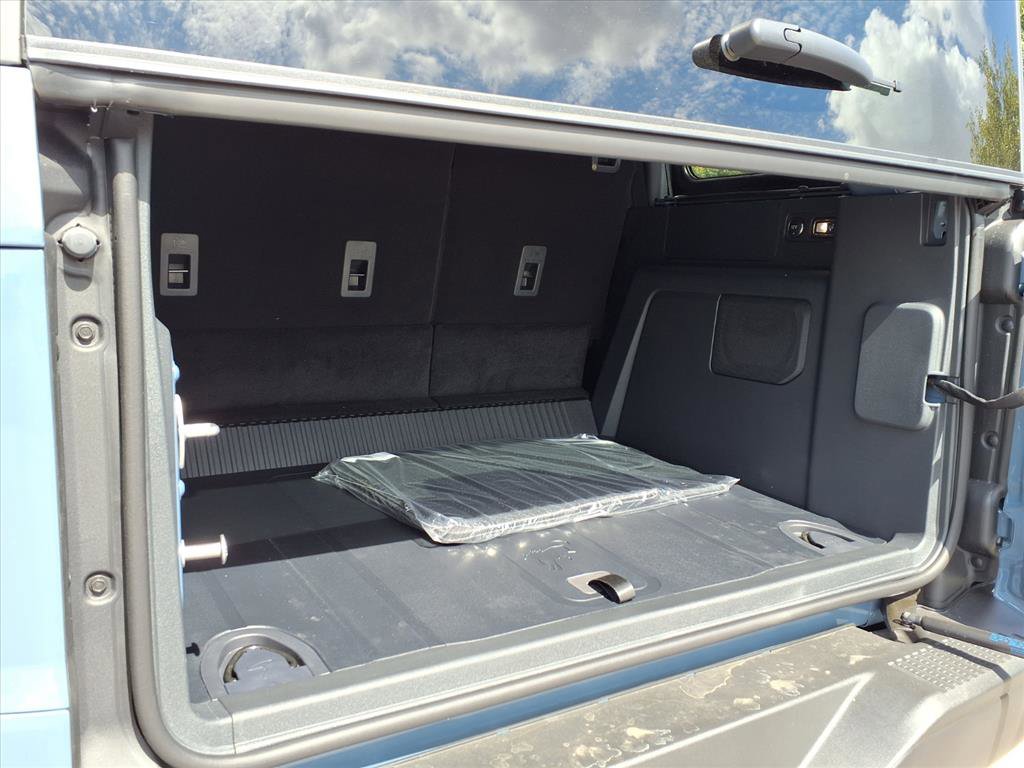 New 2025 Ford Bronco Badlands image 8