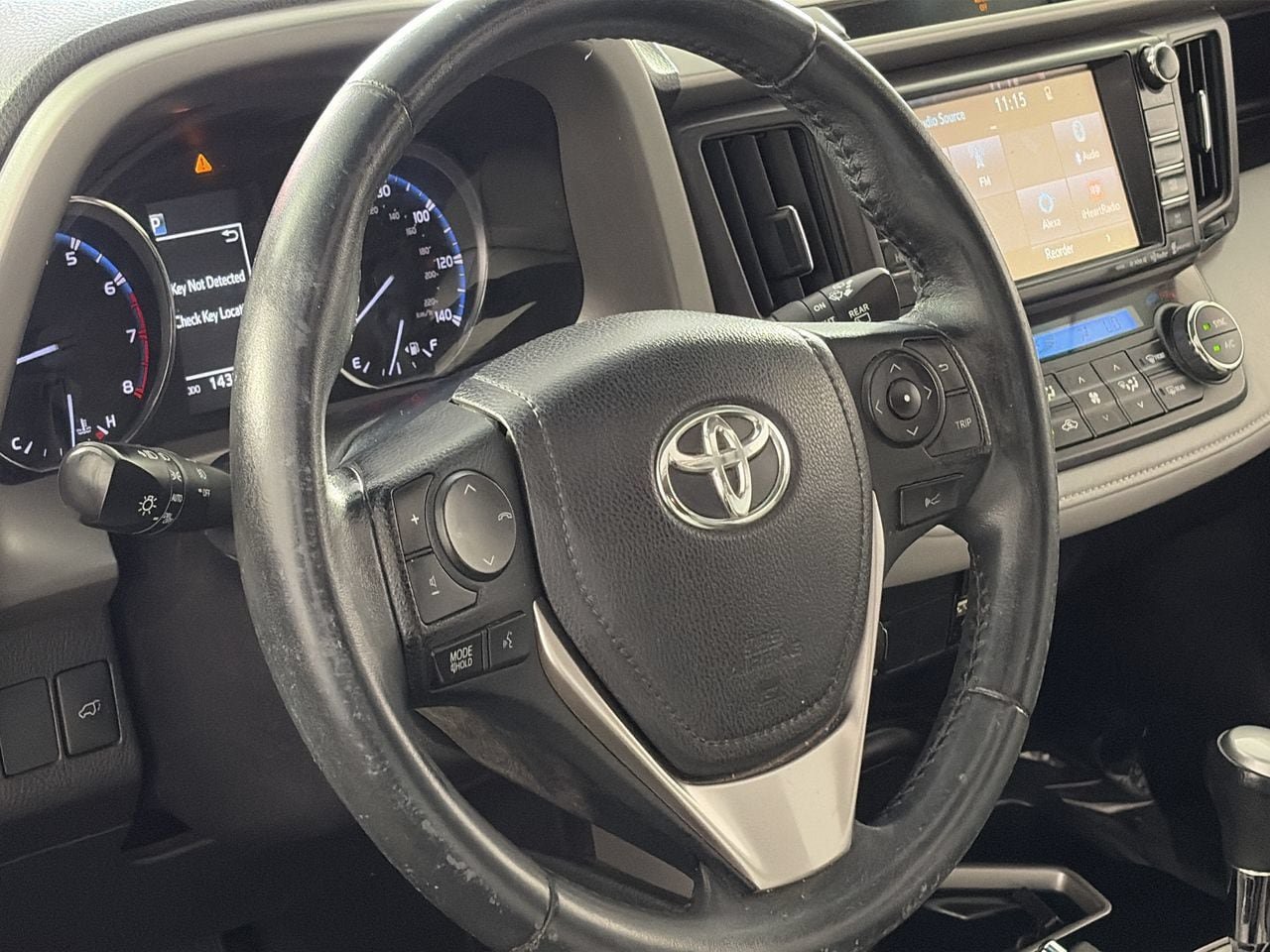 Used 2018 Toyota RAV4 Limited w/ Protection Package FWD image 14