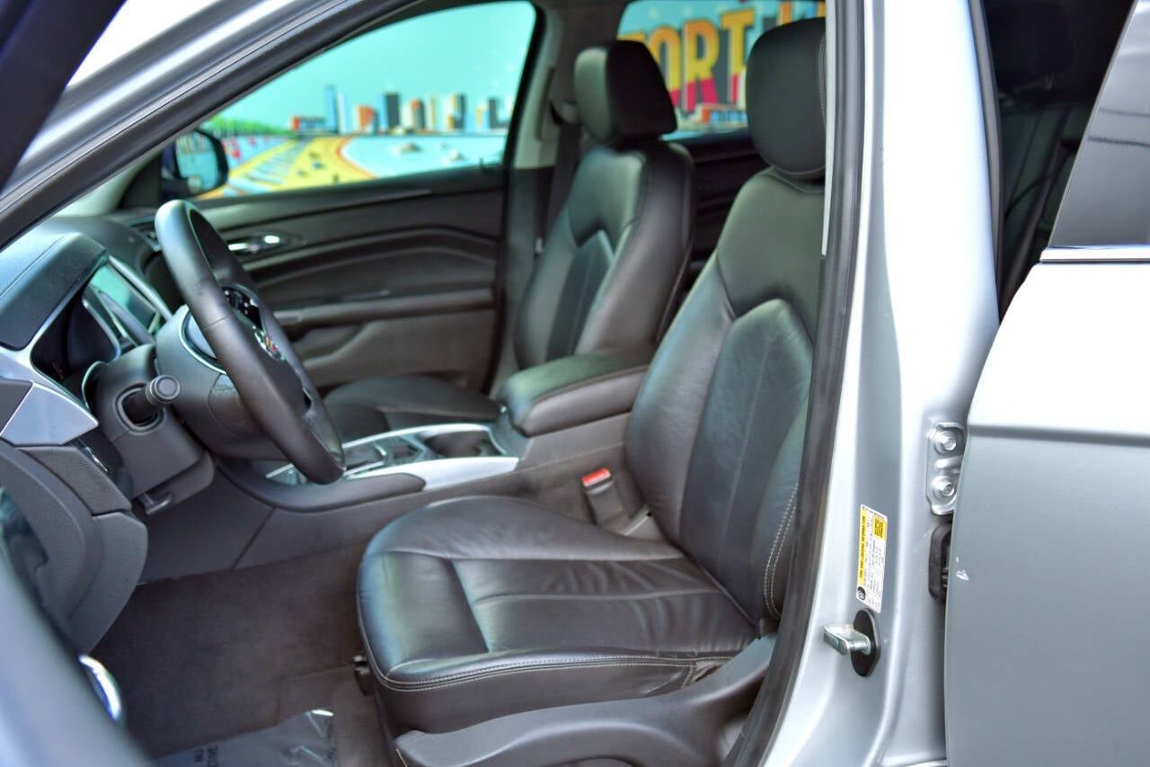 Used 2013 Cadillac SRX Base 4dr SUV image 21