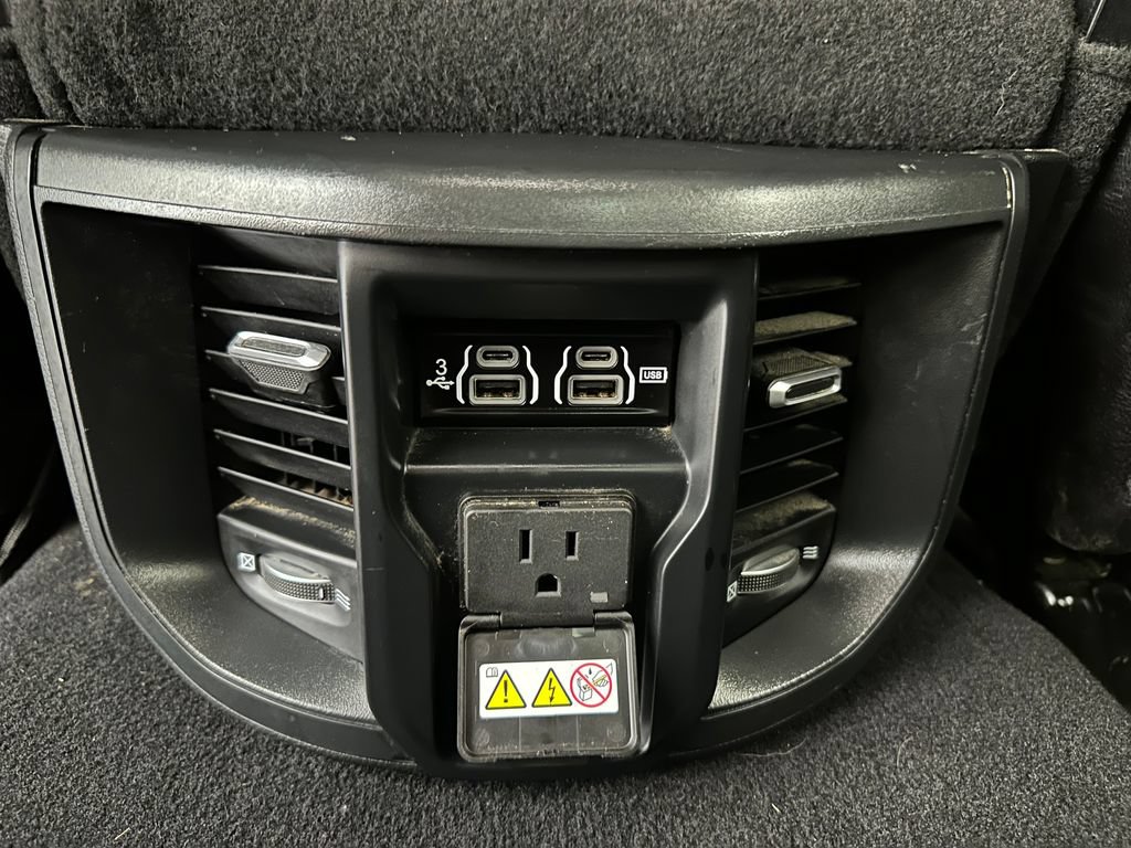 Used 2020 RAM 2500 Laramie AWD/4WD image 23