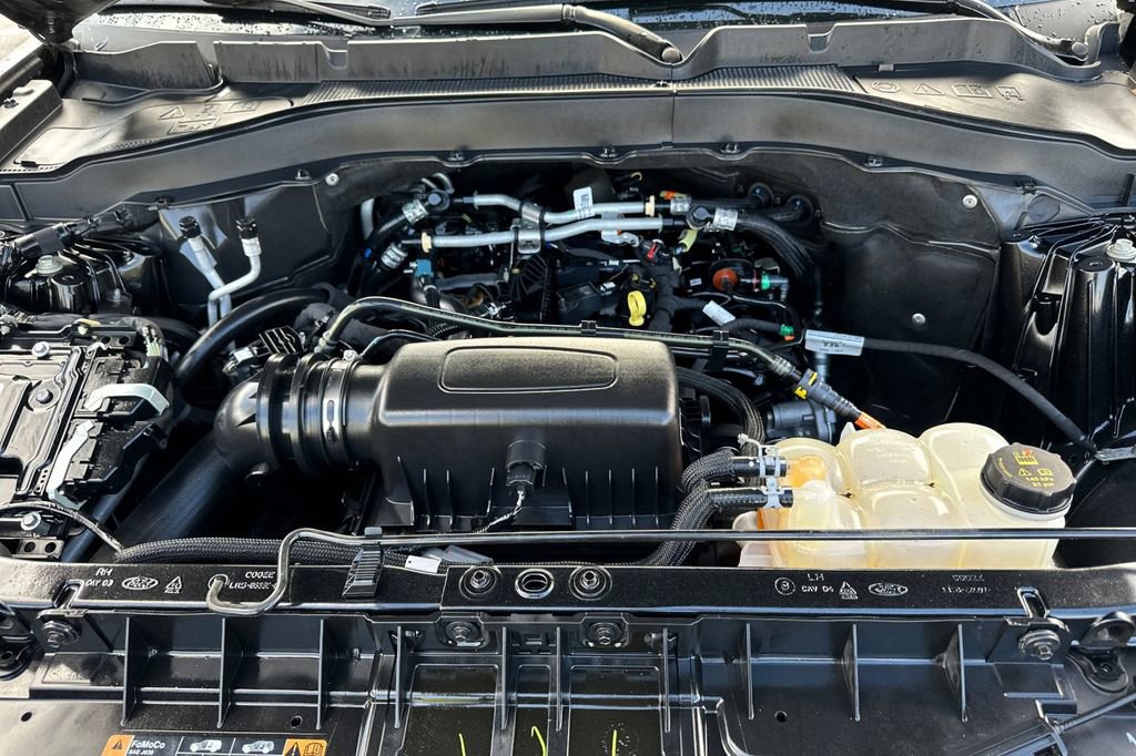 Certified 2023 Ford Explorer XLT w/ Equipment Group 202A image 21