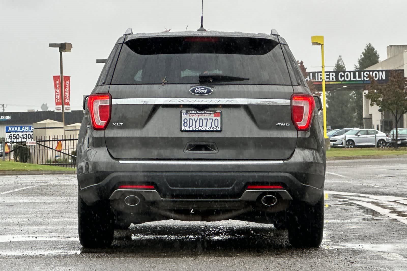 Used 2018 Ford Explorer XLT w/ Equipment Group 202A image 8