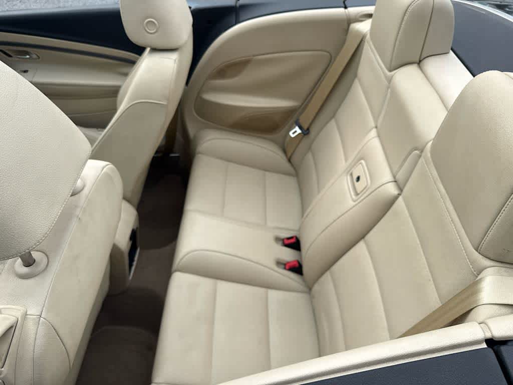 Used 2009 Volkswagen Eos Komfort FWD image 26