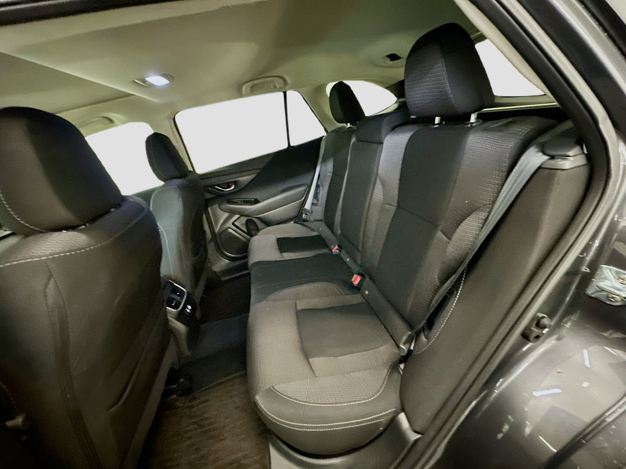 Used 2025 Subaru Outback Premium image 30