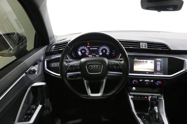 Used 2020 Audi Q3 2.0T Premium AWD/4WD image 13