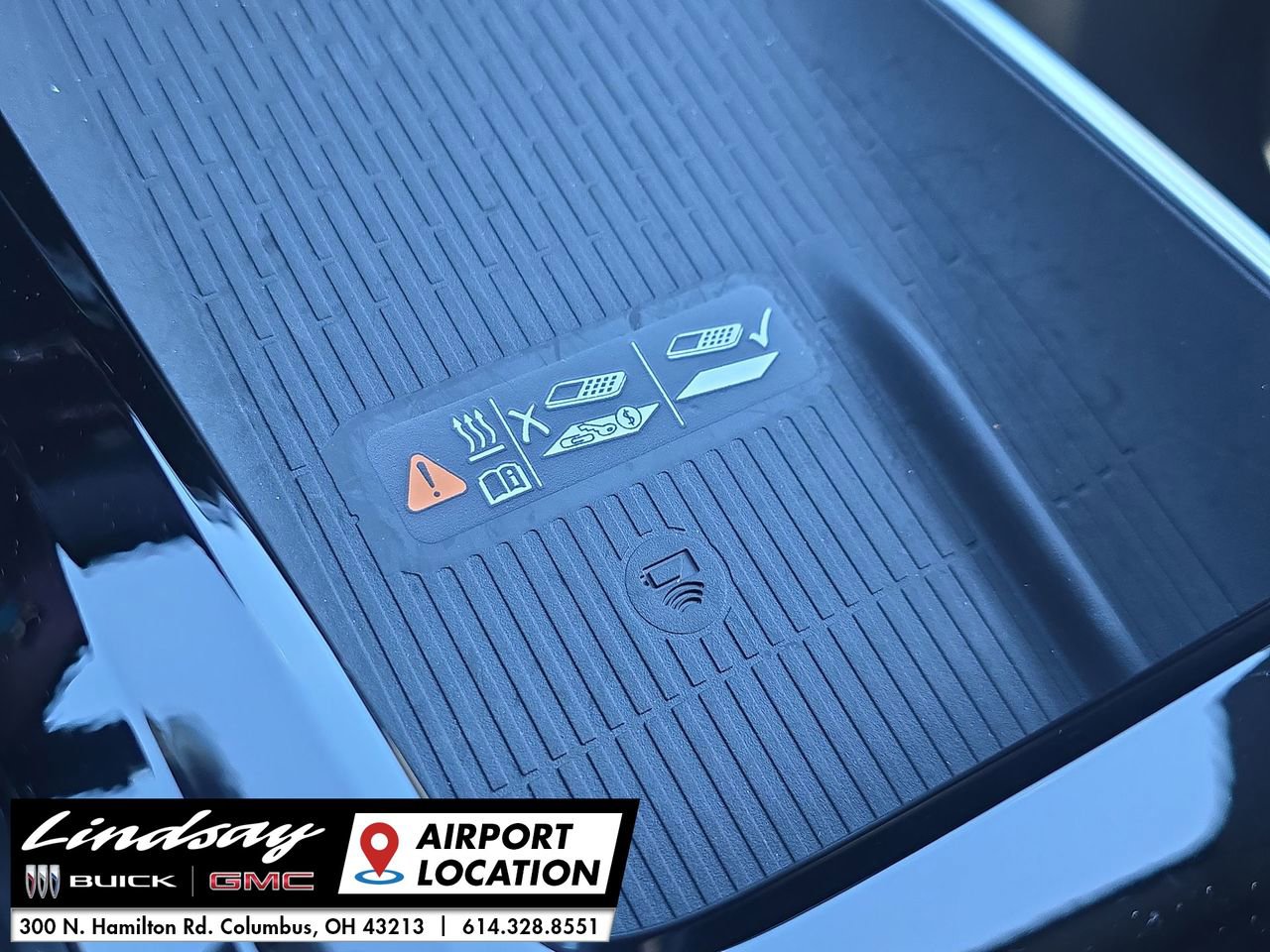 Used 2025 Buick Enclave Sport Touring w/ Power Package image 40