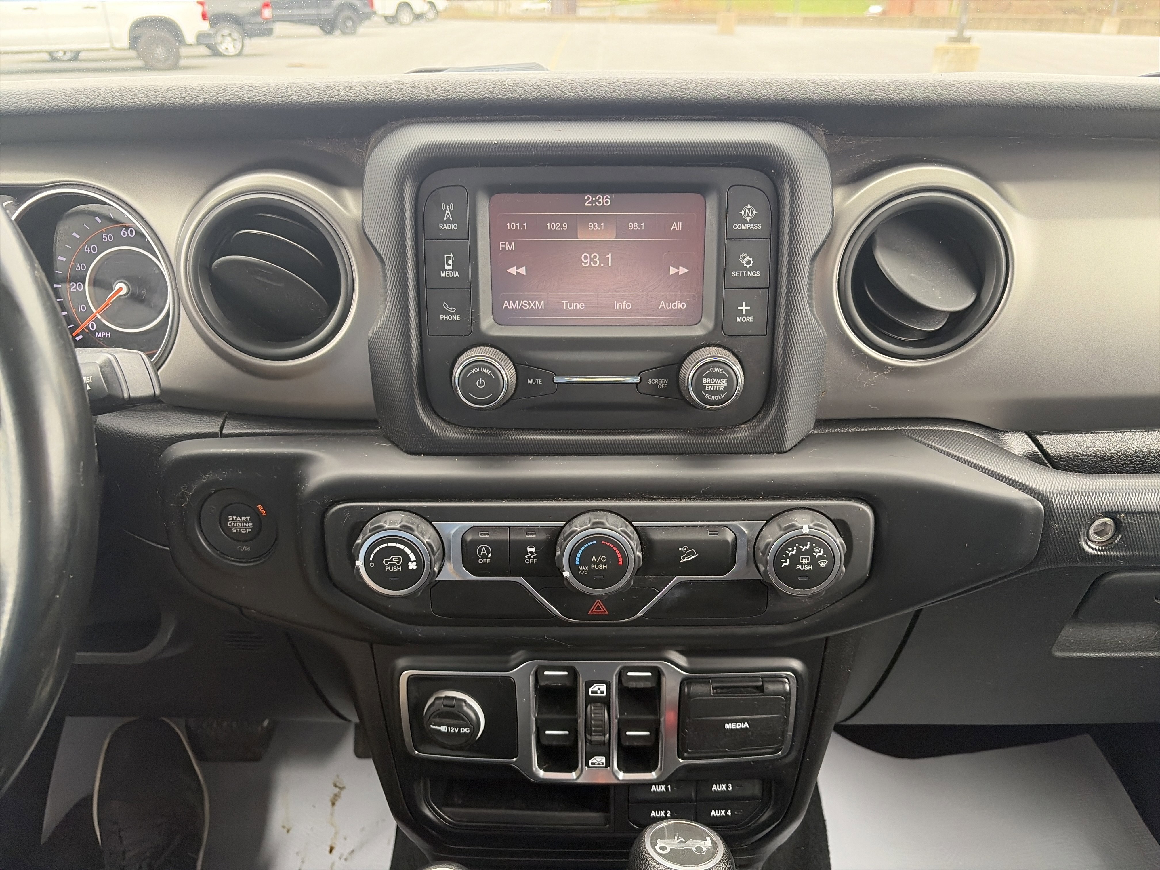 Used 2020 Jeep Wrangler Unlimited Sport S image 24