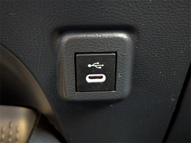 Used 2024 Toyota Corolla SE image 18