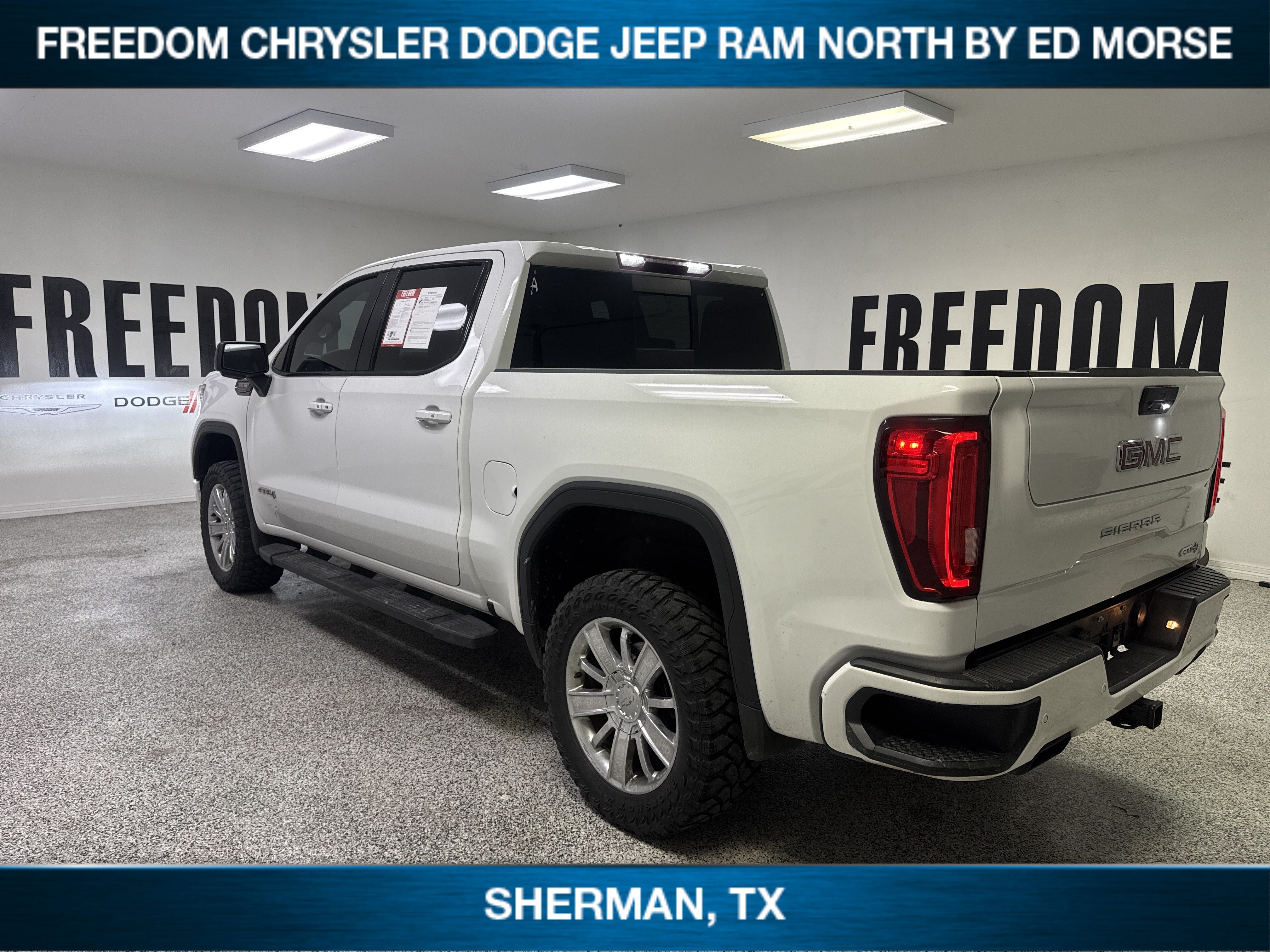 Used 2019 GMC Sierra 1500 AT4 w/ AT4 Premium Package AWD/4WD image 6