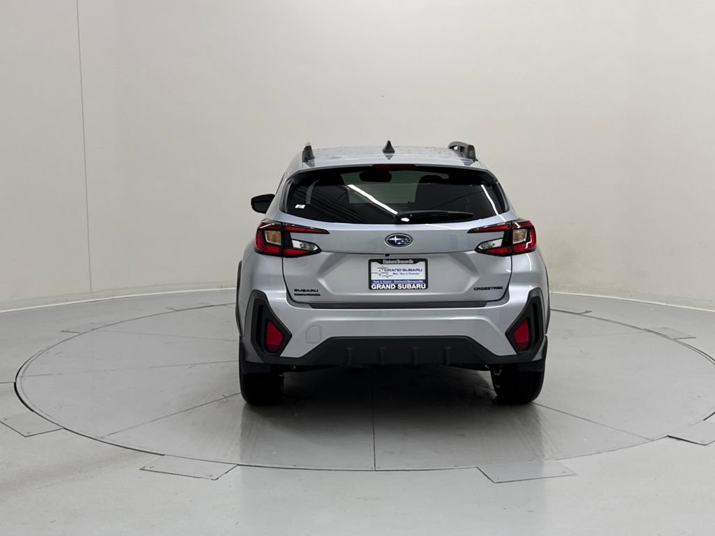 Used 2026 Subaru Crosstrek 2.0i Premium image 5