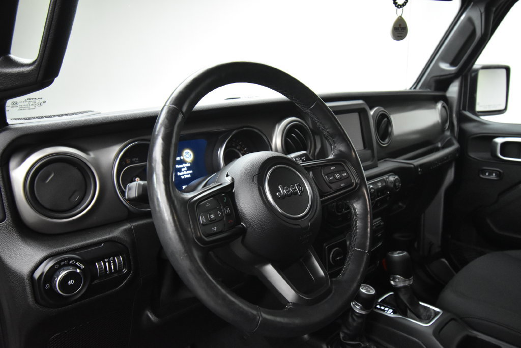 Used 2020 Jeep Wrangler Sport AWD/4WD image 12
