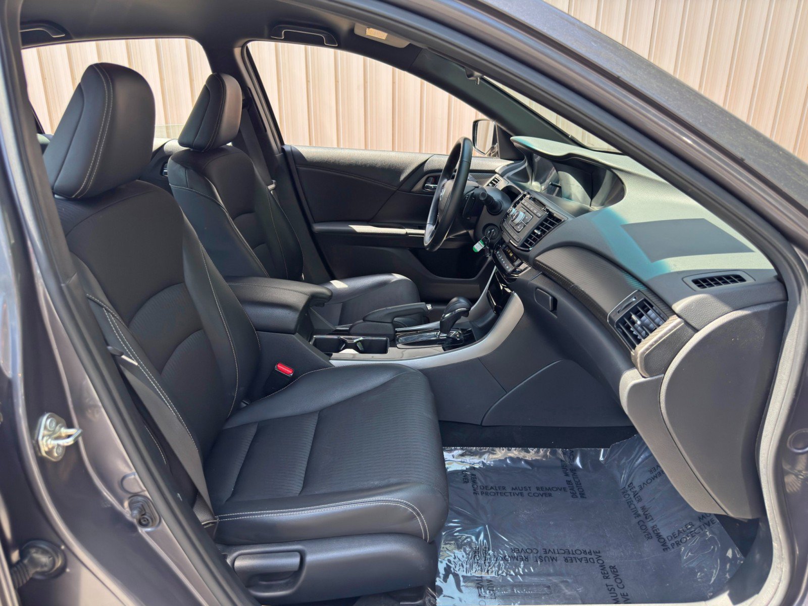 Used 2017 Honda Accord Sport image 14