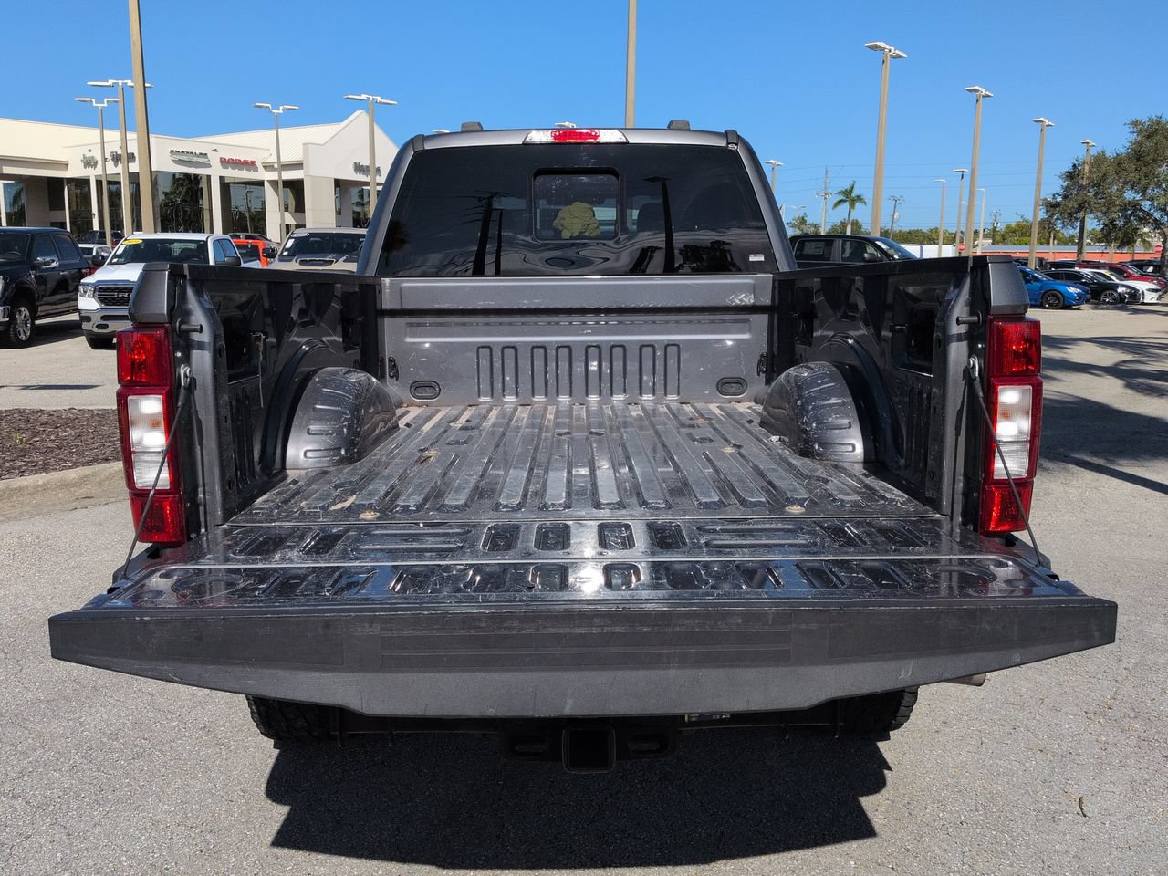 Used 2022 Ford F250 Lariat w/ Tremor Off-Road Package AWD/4WD image 13